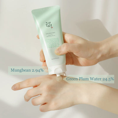 Green Plum Refreshing Cleanser